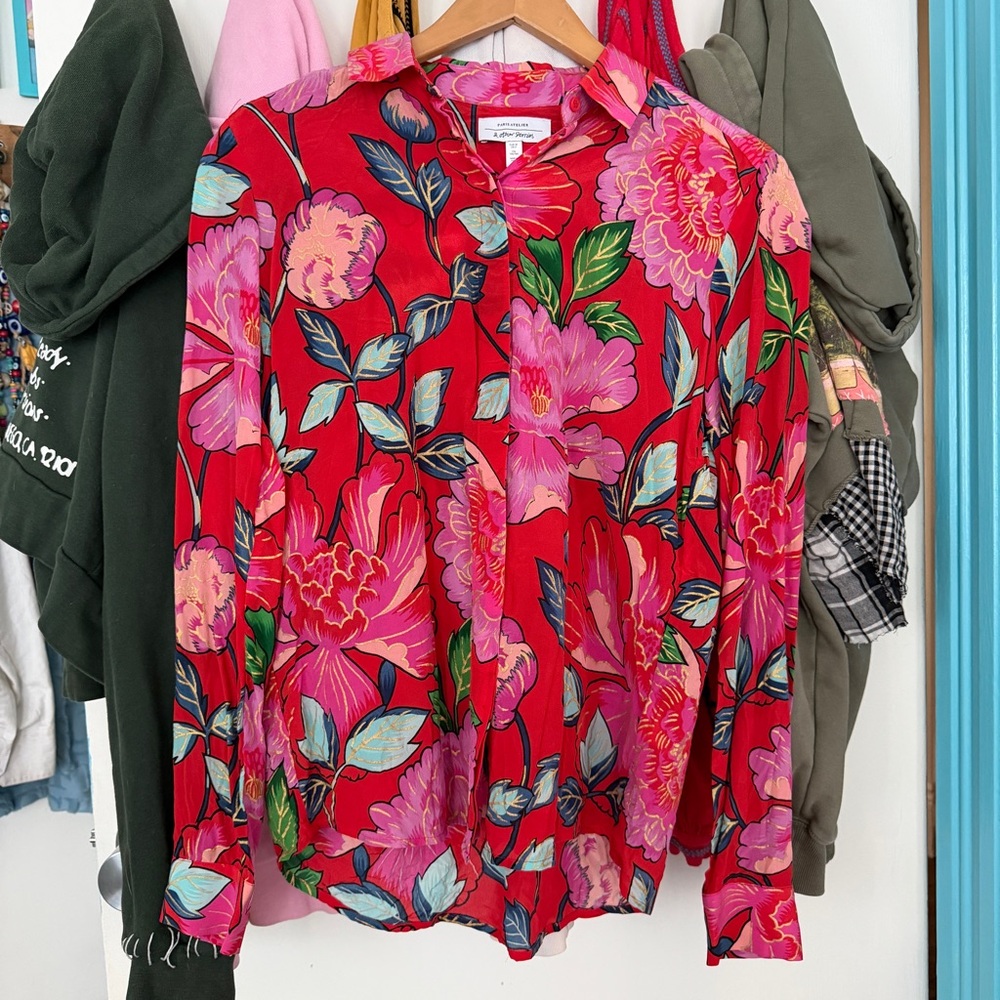 & Other Stories • Silk Button Down Shirt 100% Silk Size 2